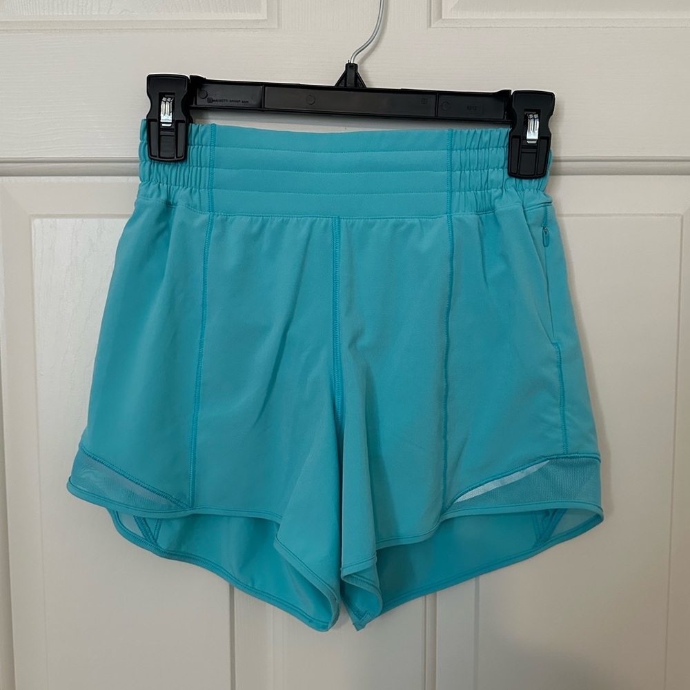 lululemon High Rise Hotty Hot Shorts 4”